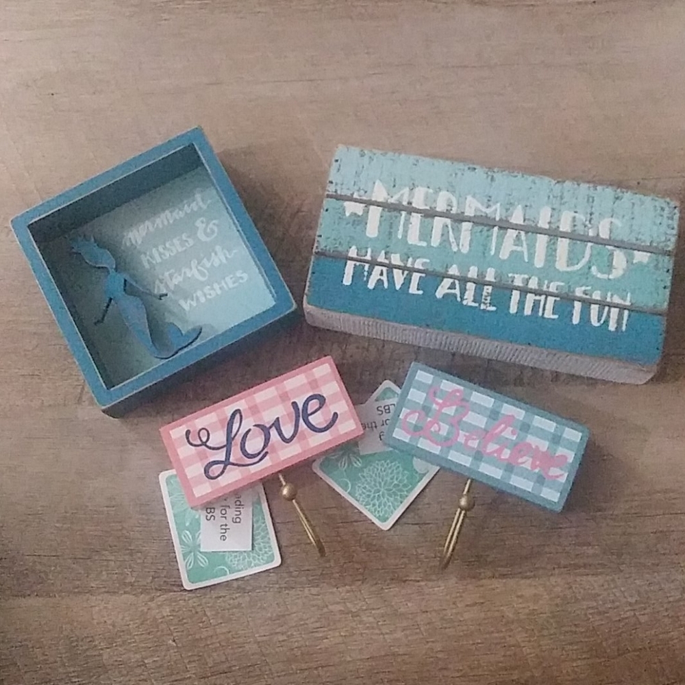 Mermaid decor lot